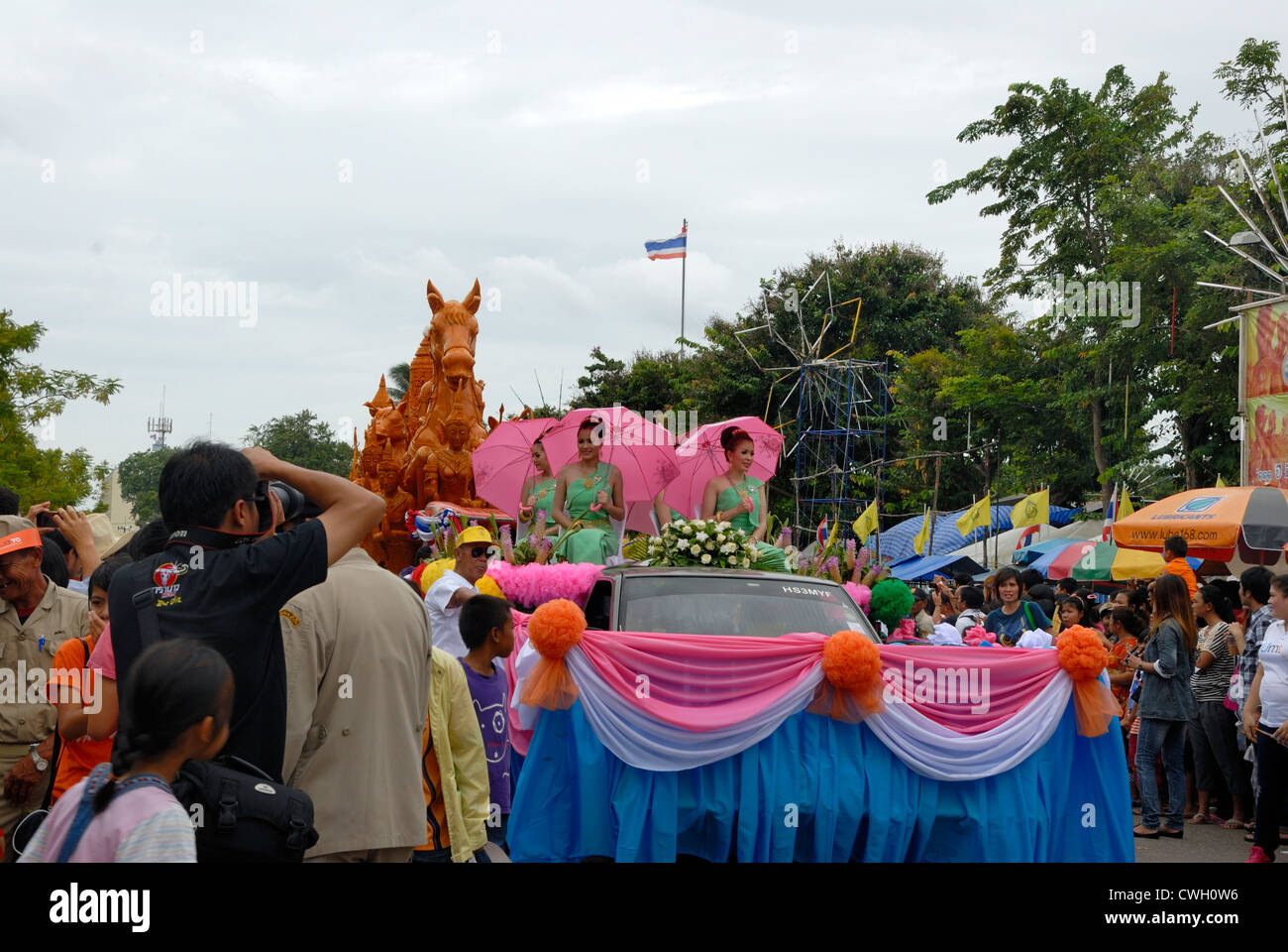 Cire de bougie et Khao Phansa (festival) le 3/08/2012 à Ubon Ratchathani en Thaïlande du nord-est Banque D'Images