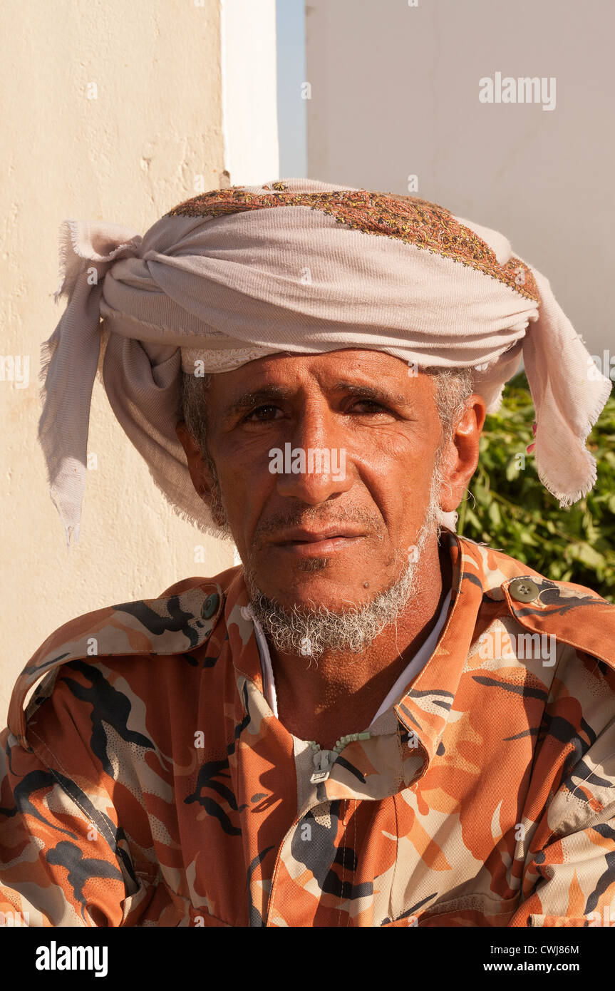 Elk207-2236v Oman, Ibra, portrait d'homme Banque D'Images