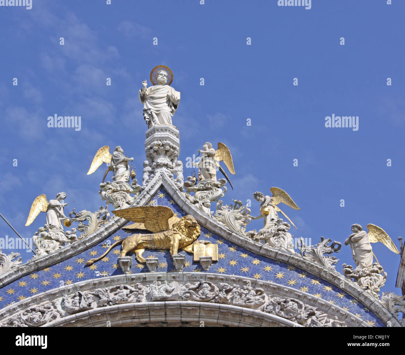 L'Italie. Venise. La Cathédrale de San Marco. Des fragments d'ornements de la toiture Banque D'Images