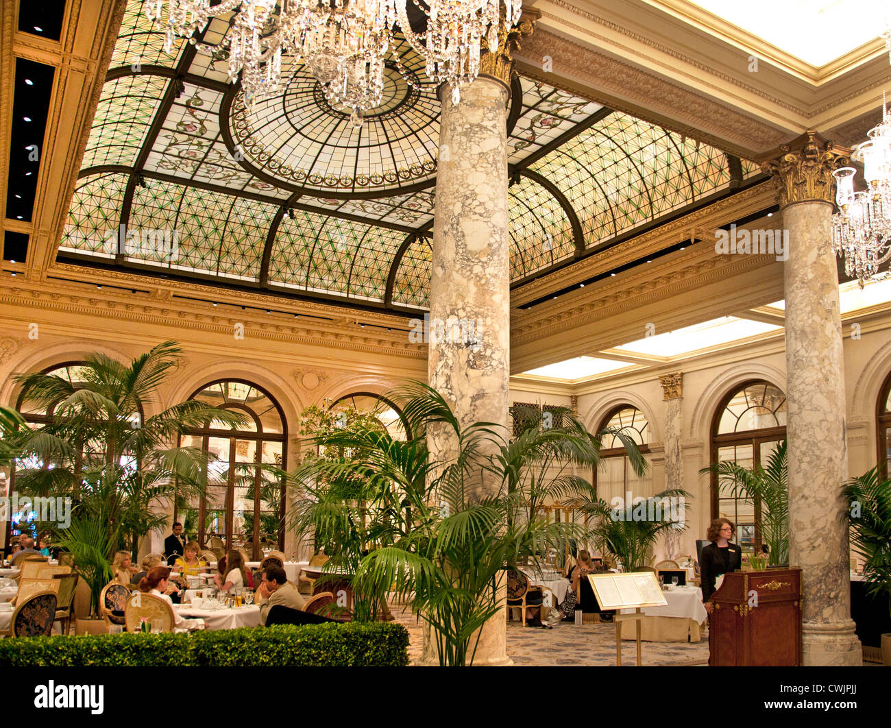 Le Plaza Hotel Grand Army Plaza New York Ville Manhattan 5th Avenue Banque D'Images
