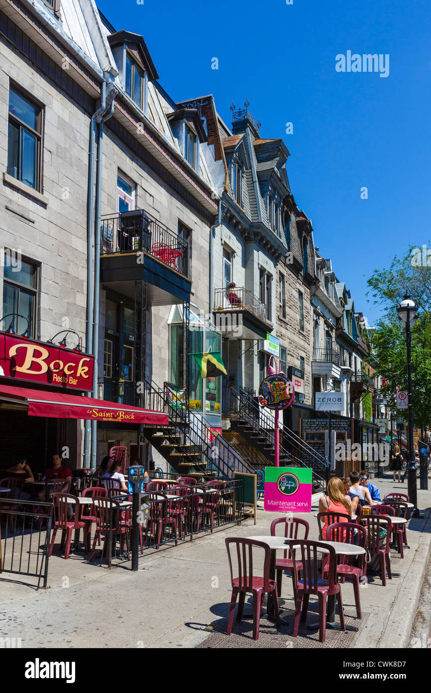 Bars, cafés et restaurants le long de la rue Saint-Denis dans le Quartier Latin (Quartier Latin), Montréal, Québec, Canada Banque D'Images