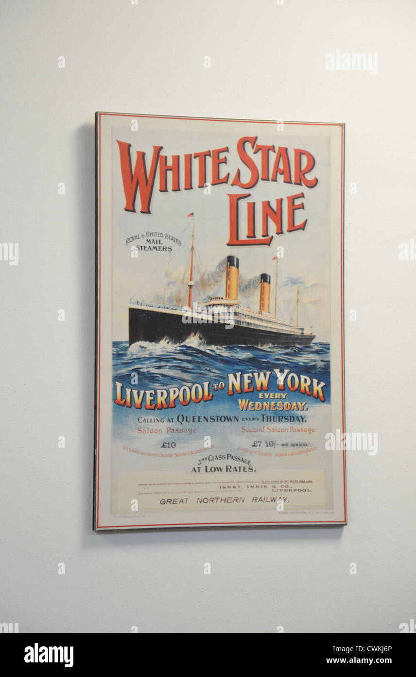La White Star Line ancienne affiche publicitaire, Southampton, Hampshire, Angleterre, Royaume-Uni Banque D'Images