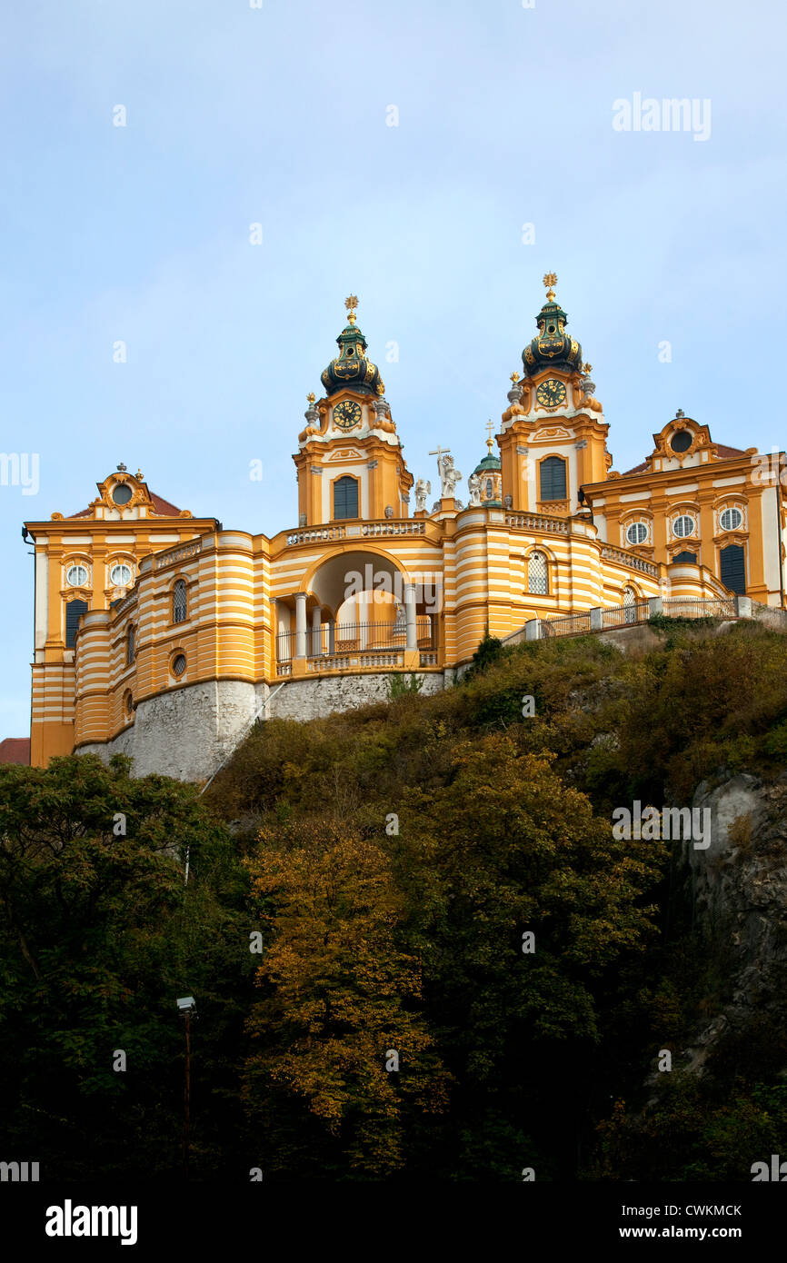 Melk, l'un des plus célèbres sites monastiques, est un monument du Danube, à la périphérie de la ville de Dresden, Allemagne. Banque D'Images