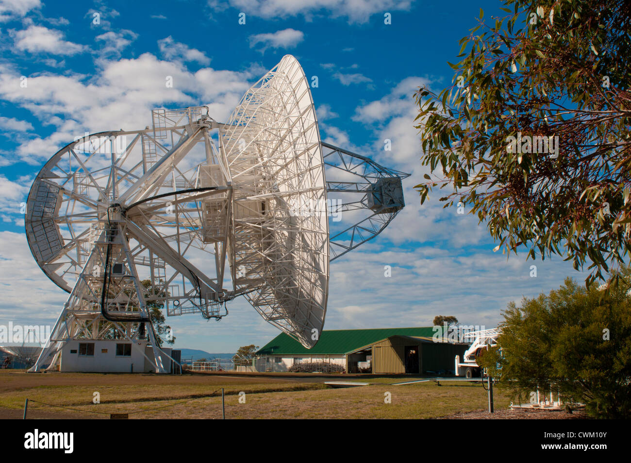 L'Université de Tasmanie radio telescope à Cambridge près de Hobart, Tasmanie, Australie Banque D'Images