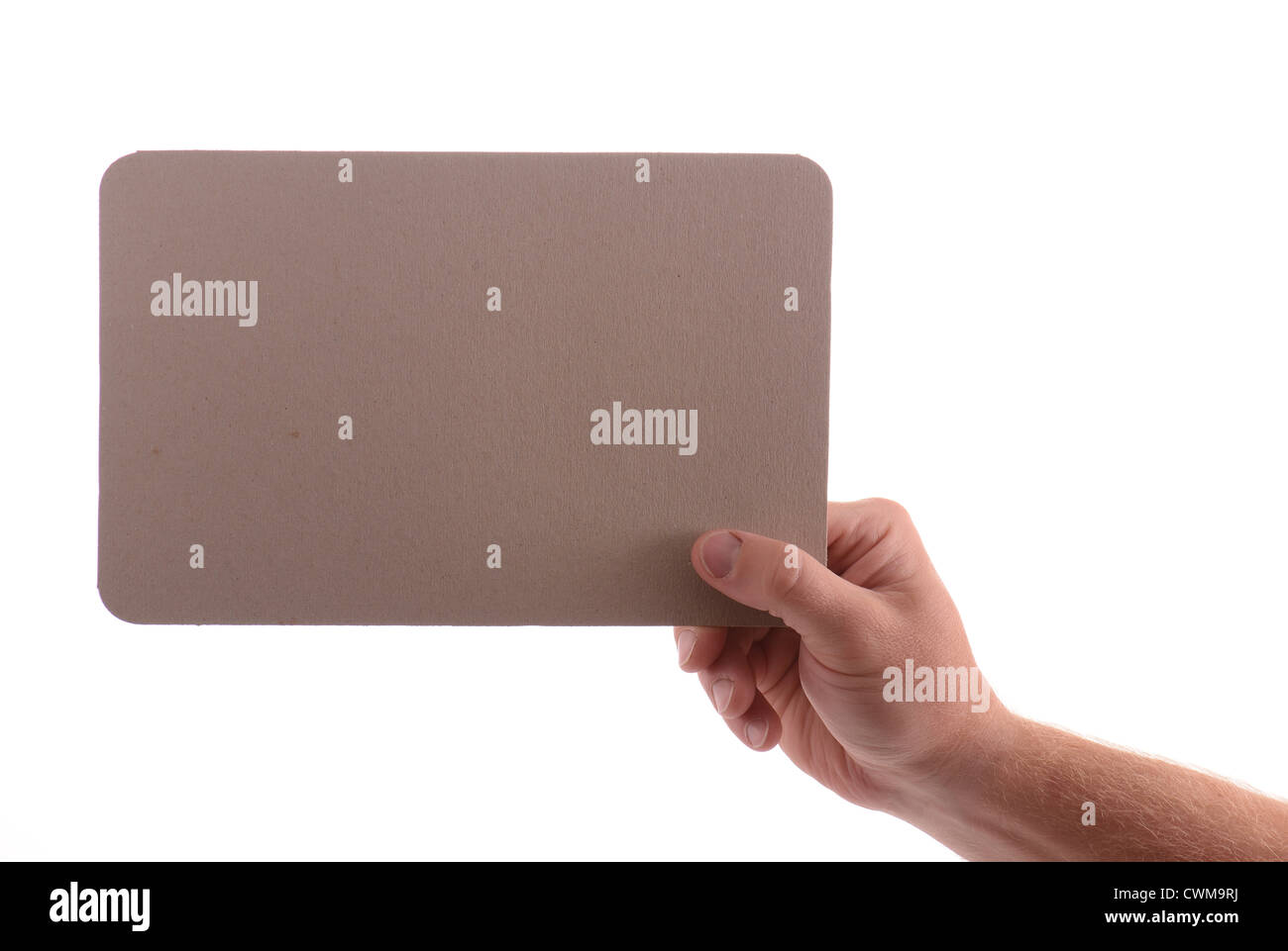 Tenir la main de carte en carton with copy space Banque D'Images