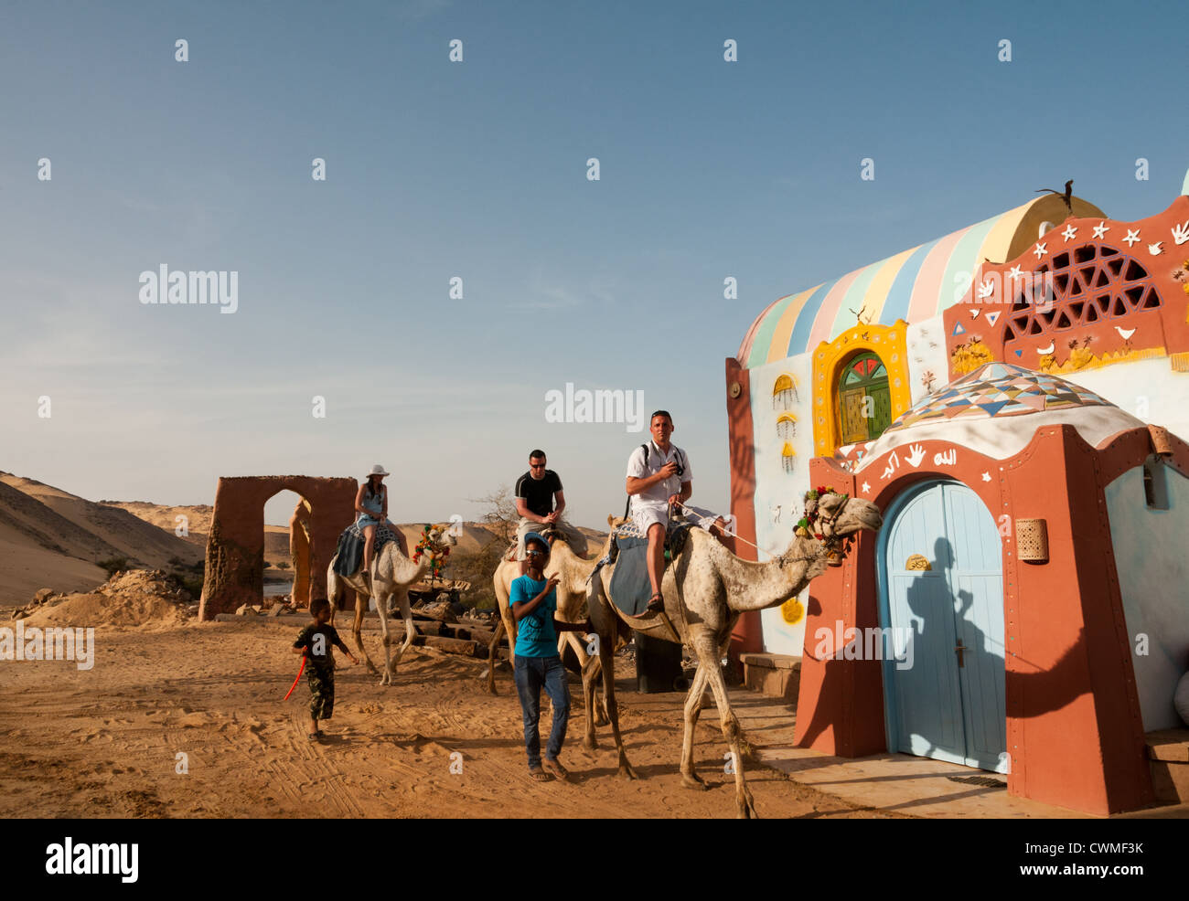 Gharb Soheil Nubian Village sur la rive ouest du Nil à Assouan Egypte suivant Banque D'Images