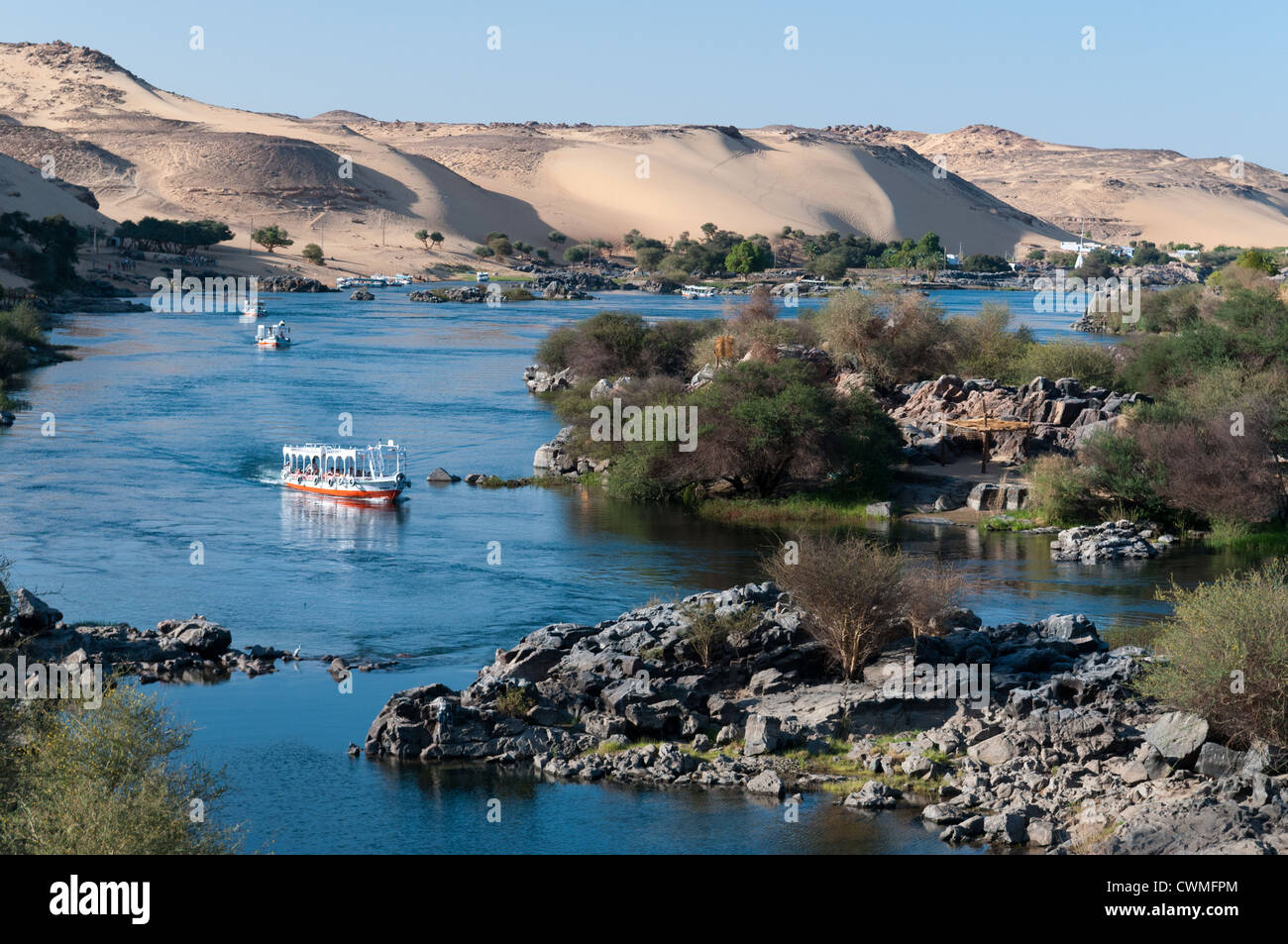 Paysage près de Gharb Soheil Nubian Village sur la rive ouest du Nil à Assouan Egypte suivant Banque D'Images