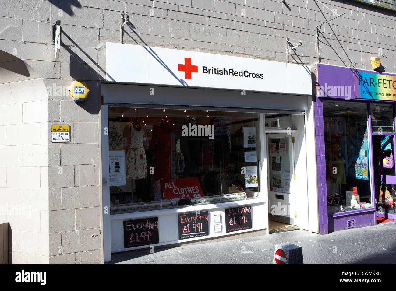 La croix rouge britannique charity shop highland inverness ecosse uk Banque D'Images