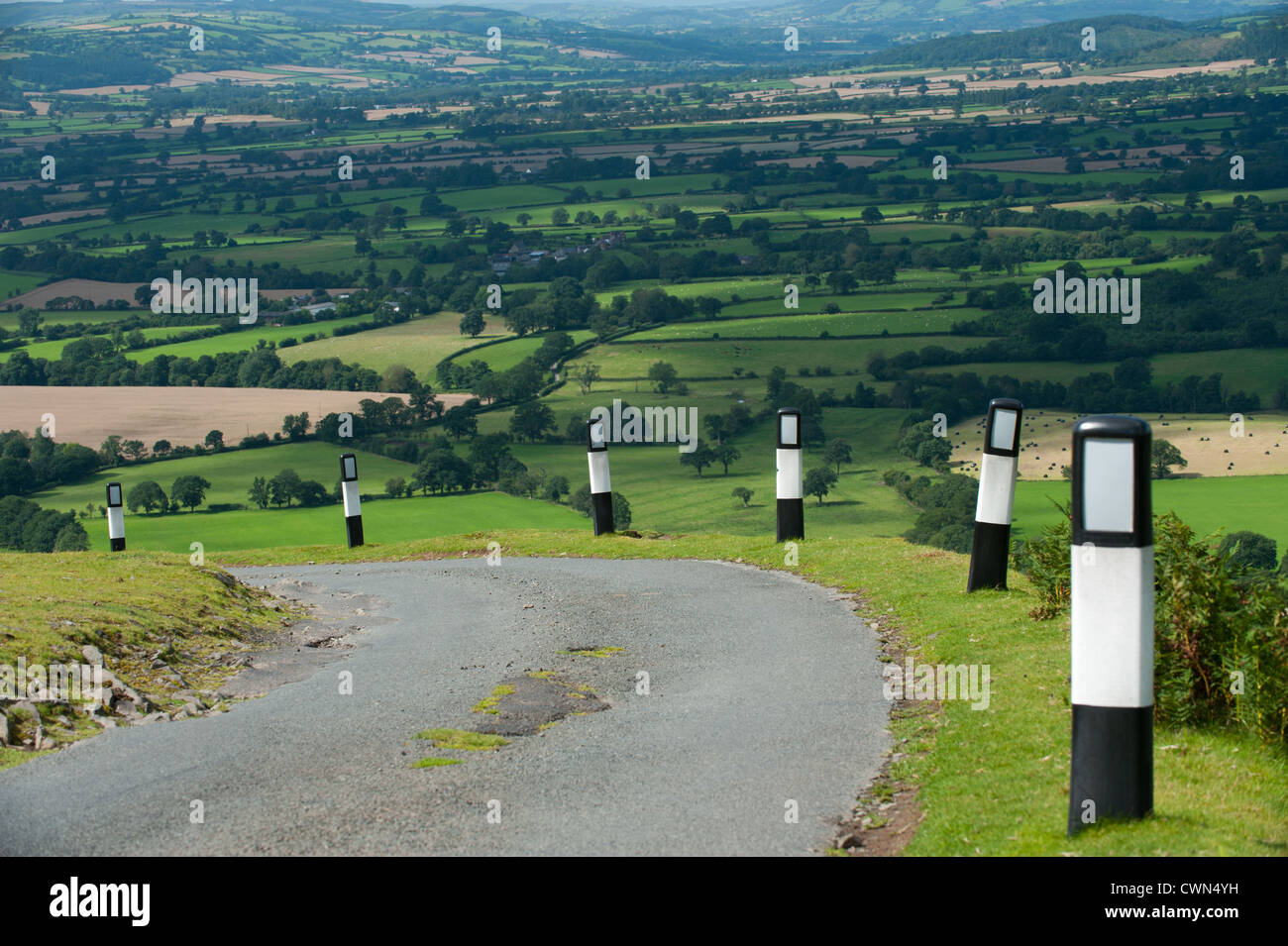 Un virage de la route en haut de la longue Mynd, Shropshire Banque D'Images