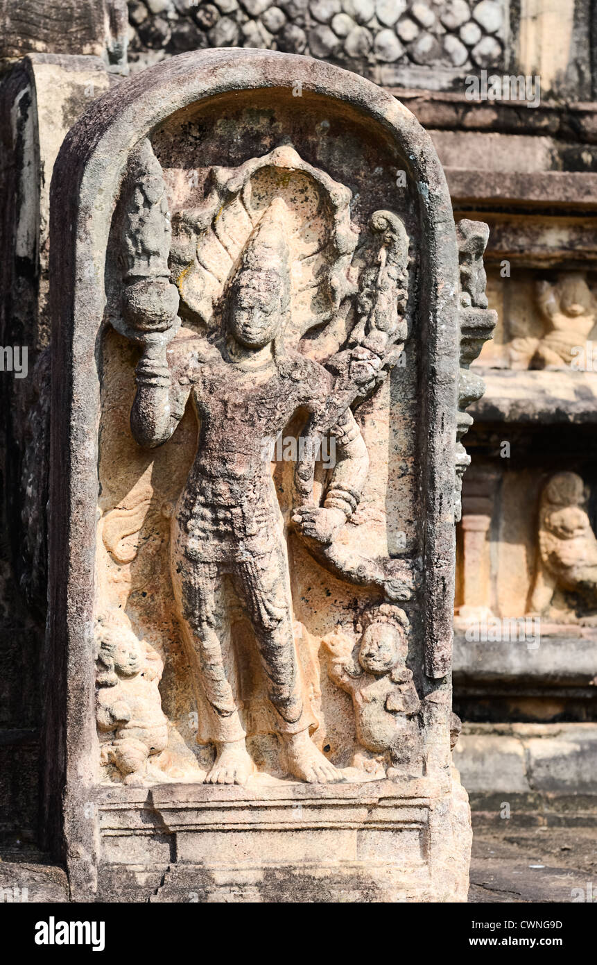 Le légendaire roi des serpents Nagaraja - garder les portes de l'antique temple Banque D'Images