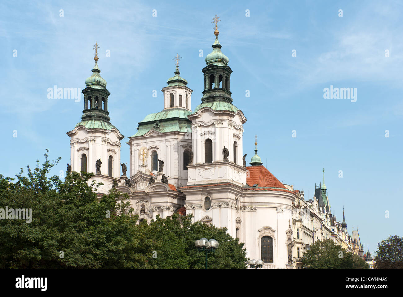 Église Saint Nicolas (Kostel Sv. Mikulase) - Place de la vieille ville - Prague Banque D'Images