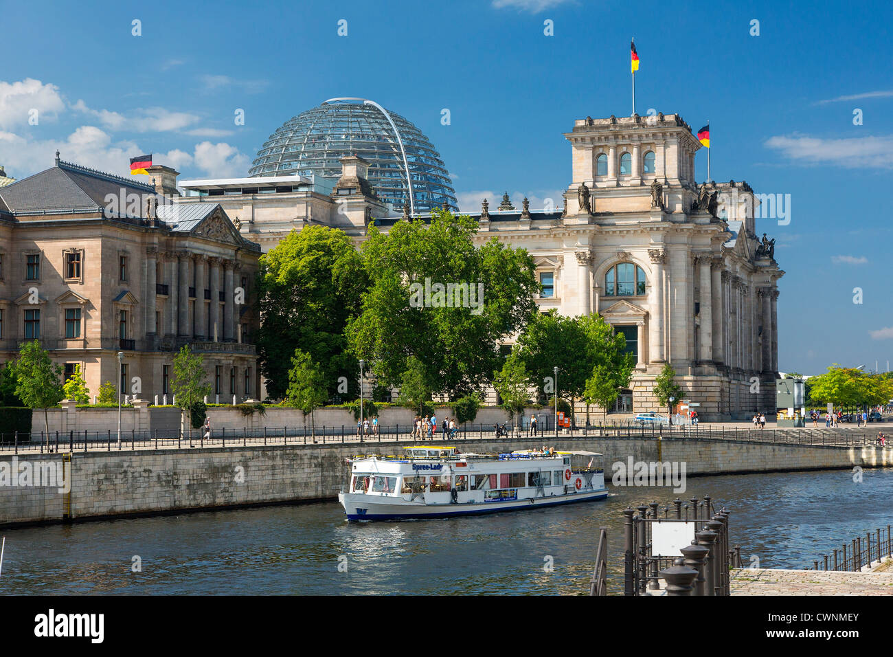 L'Europe, Allemagne, Berlin, une excursion en bateau sur la rivière Spree Banque D'Images