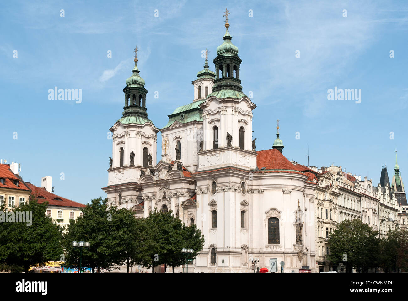 Église Saint Nicolas (Kostel Sv. Mikulase) - Place de la vieille ville - Prague Banque D'Images
