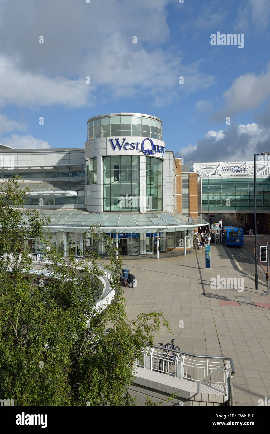 L'Arundel Circus entrée de WestQuay shopping centre, Southampton, Hampshire, Angleterre, Royaume-Uni Banque D'Images