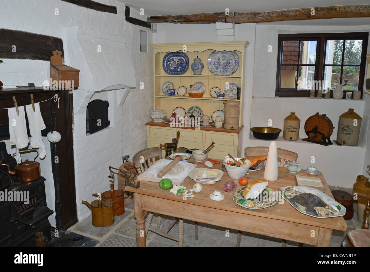 Cuisine victorienne dans Tudor House Museum, Bugle Street, Southampton, Hampshire, Angleterre, Royaume-Uni Banque D'Images