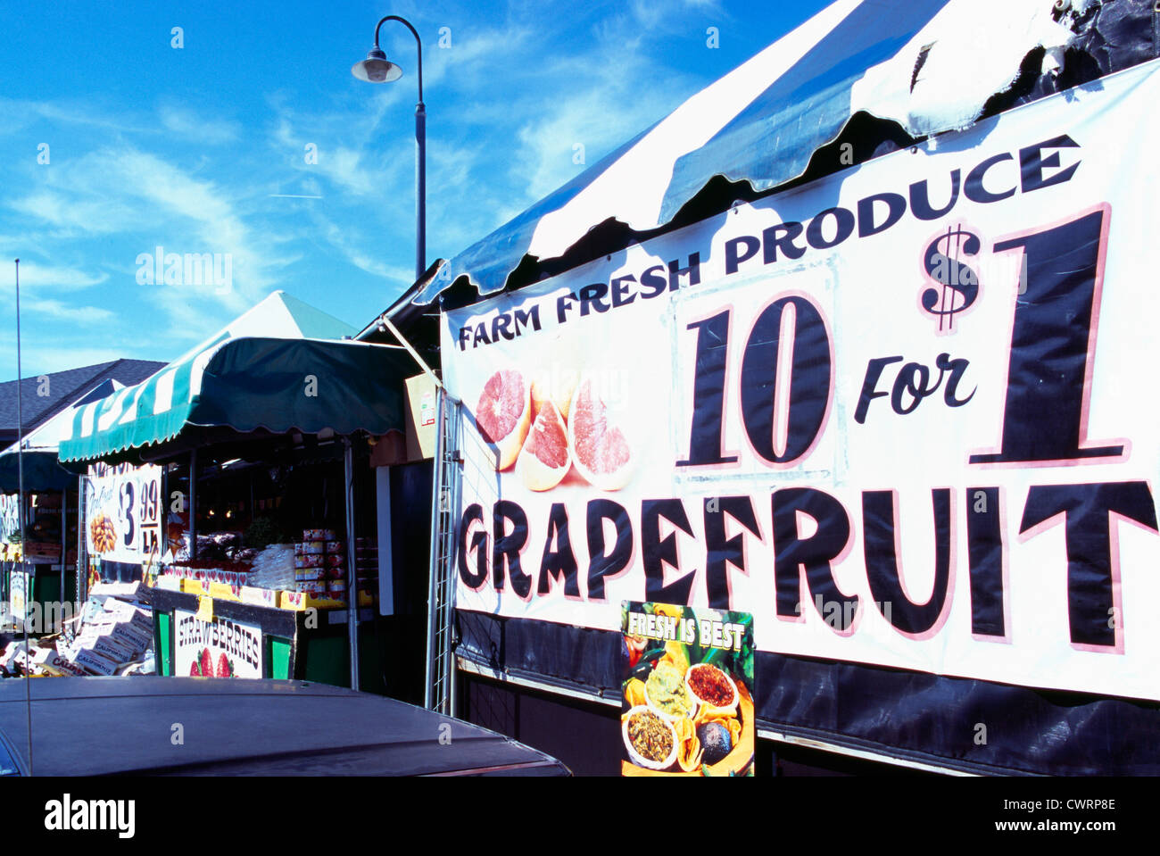 Moss Landing près de Monterey, Californie, USA - pamplemousse et de produits de la ferme à la vente à l'ensemble de la Place du Marché Enchilada Banque D'Images