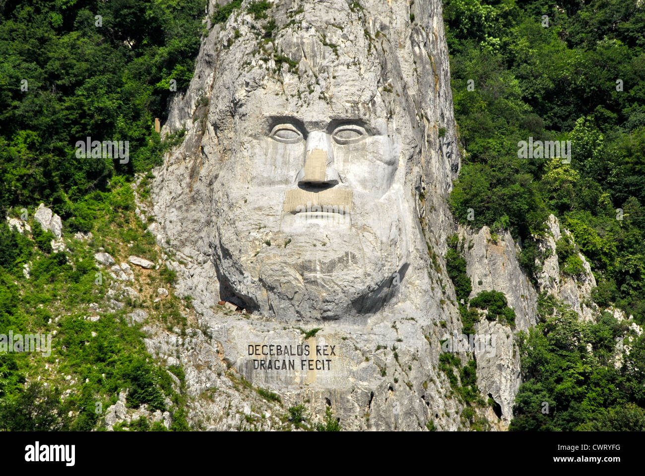 Rex Decebalus sculpture falaise dans les gorges des Portes de fer sur le Danube entre la Roumanie et la Serbie Banque D'Images