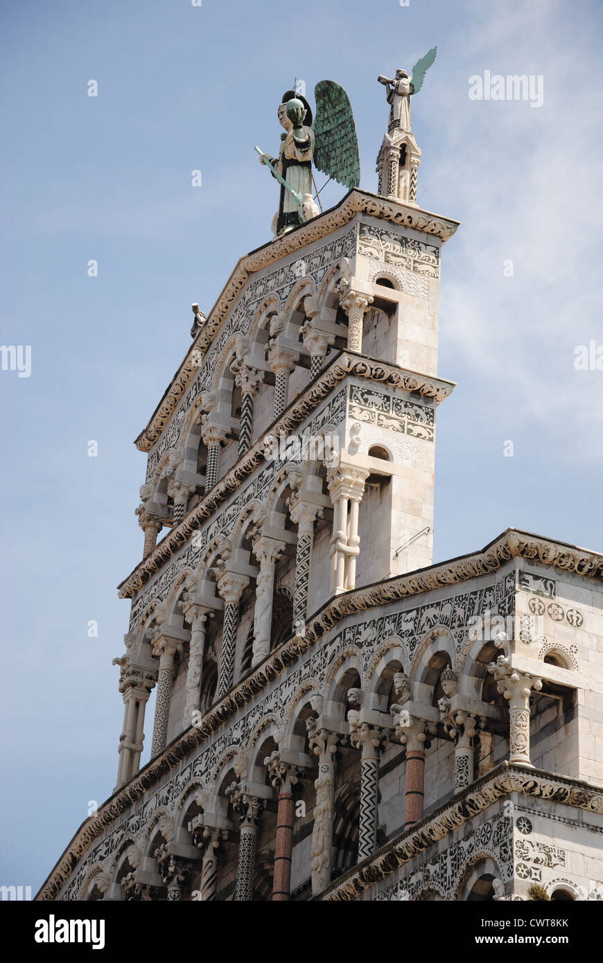 Façade de Chiesa di San Michele, le centre de Lucca, Toscane, Italie Banque D'Images