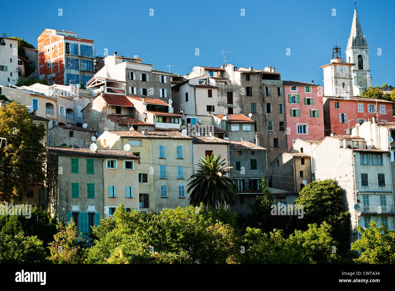 Une vue sur le pittoresque village de Callas, une commune française, située dans le département du Var et la région Provence-Alpes-Côte d'Azur en France Banque D'Images