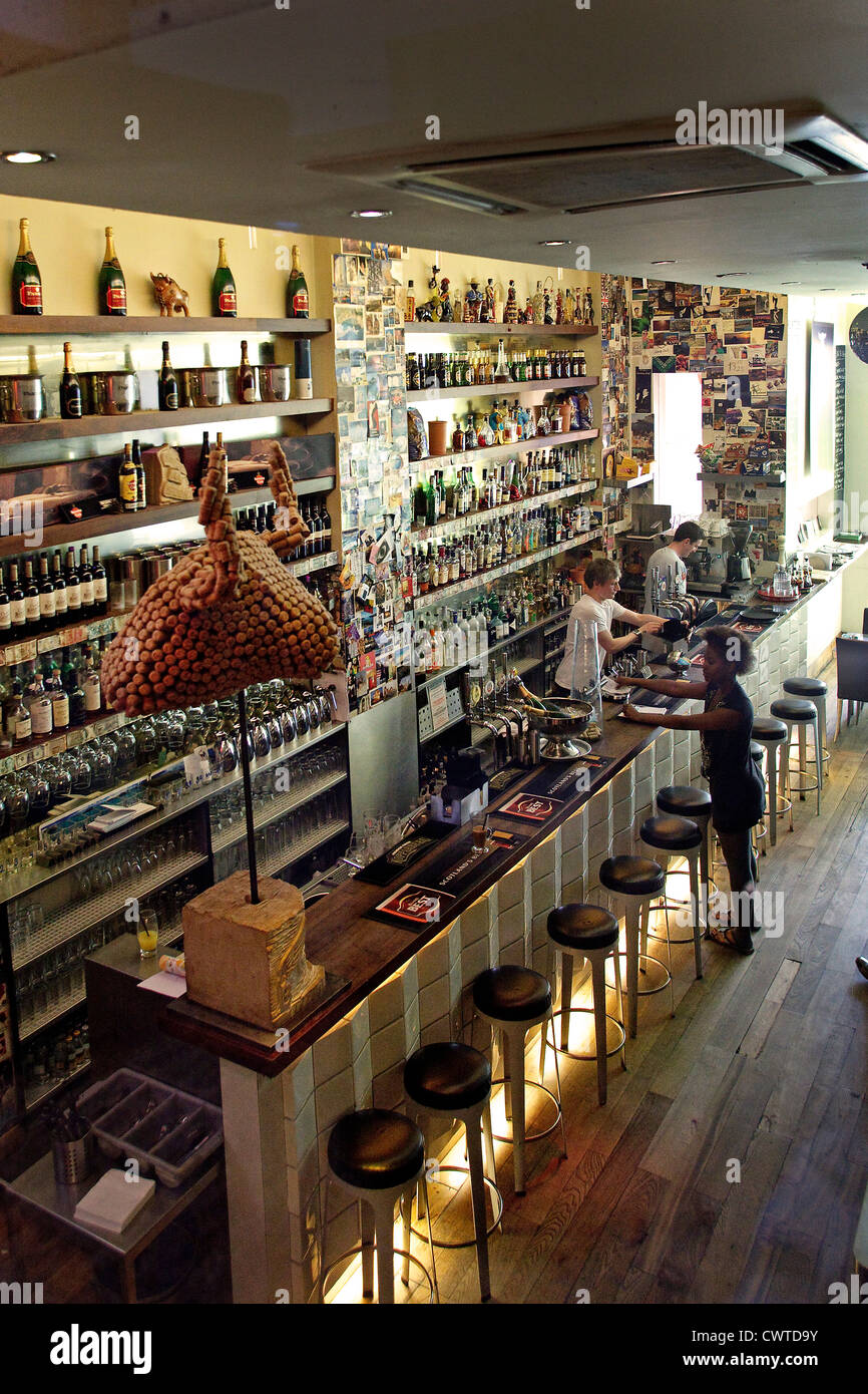 Le Metro Hotel. La rue Brunswick. Merchant City, Glasgow. Banque D'Images