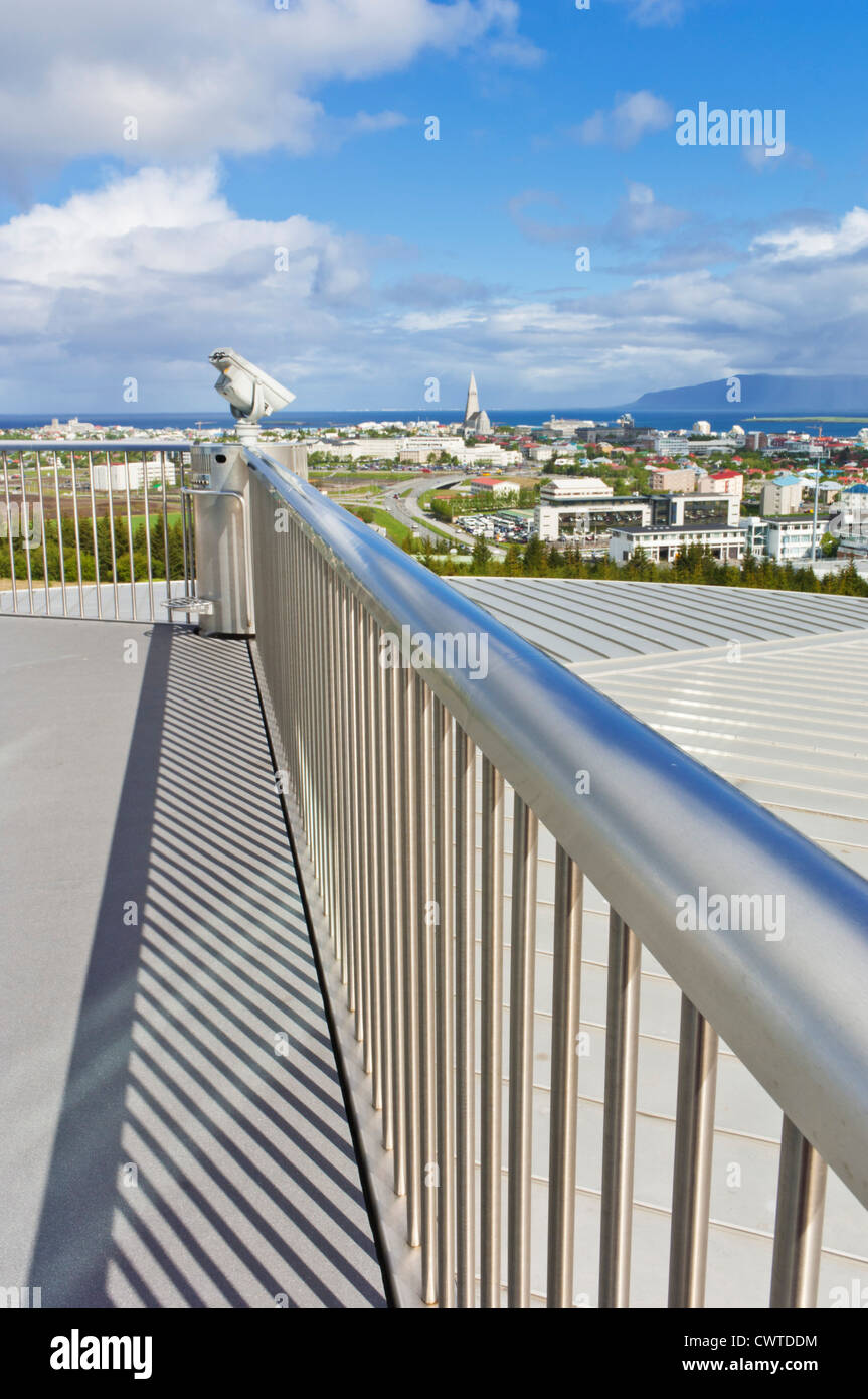 Le centre-ville de Reykjavik Hallgrimskirkja et sur skyline de pont d'observation Perlan Islande Banque D'Images