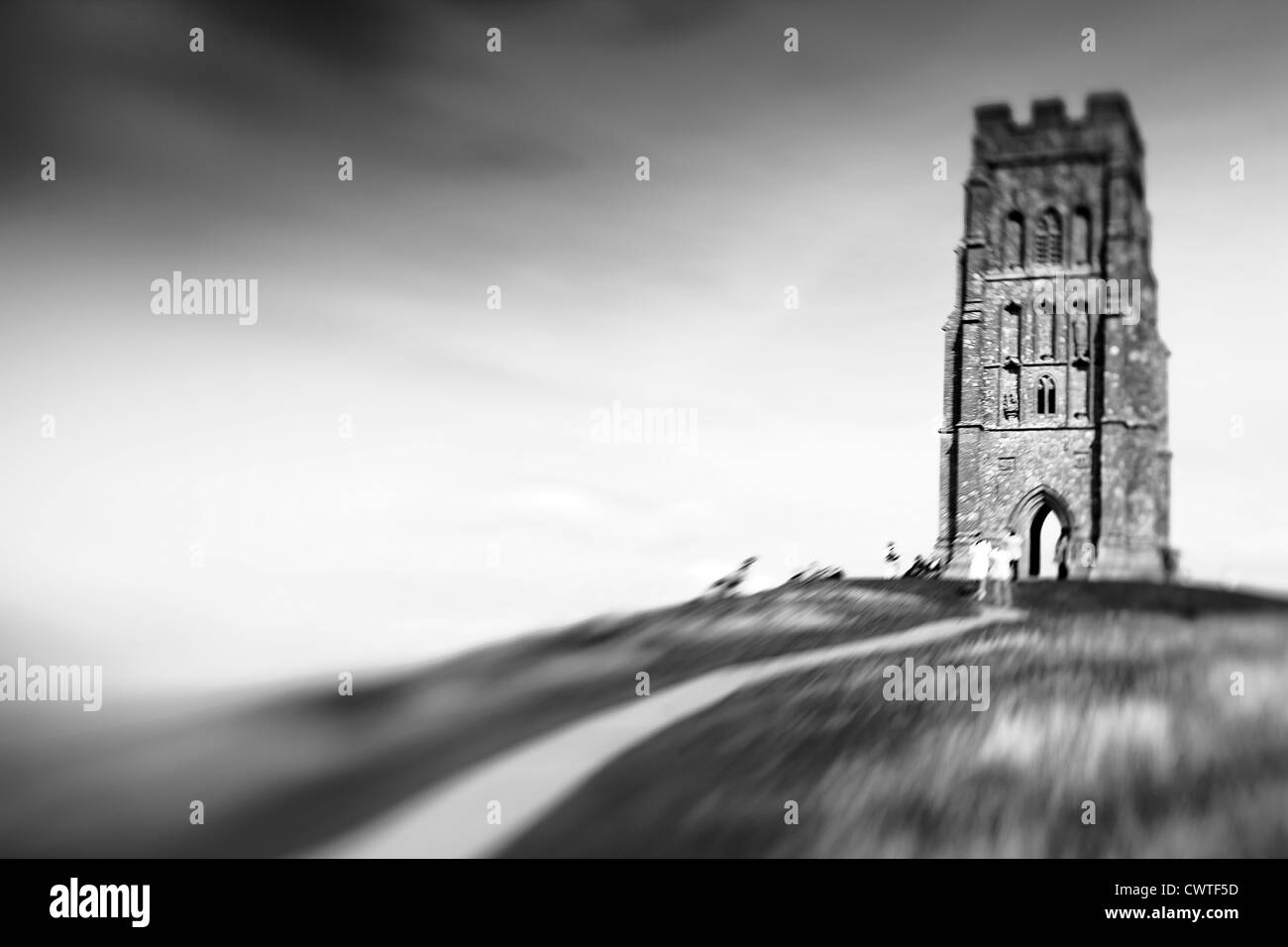 St Michael's Tower sur Tor de Glastonbury dans le Somerset en Angleterre. Banque D'Images