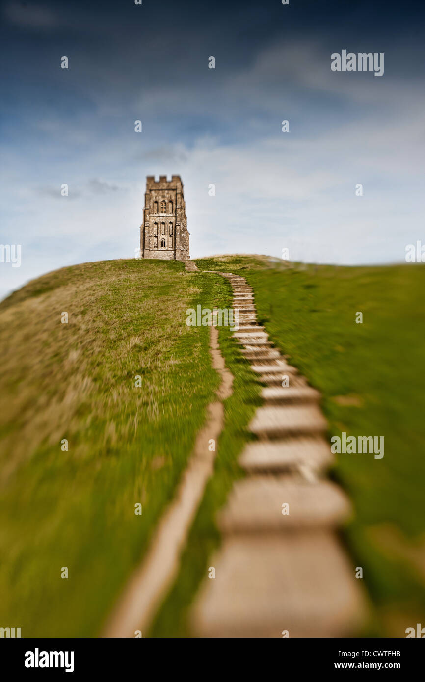 St Michael's Tower sur Tor de Glastonbury dans le Somerset en Angleterre. Banque D'Images