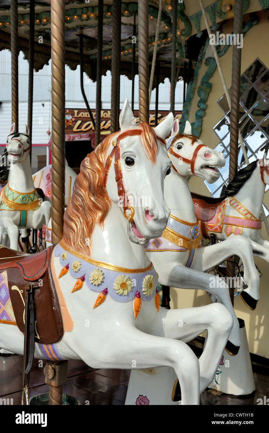 Fairground carousel horse ride Great Yarmouth england uk Banque D'Images