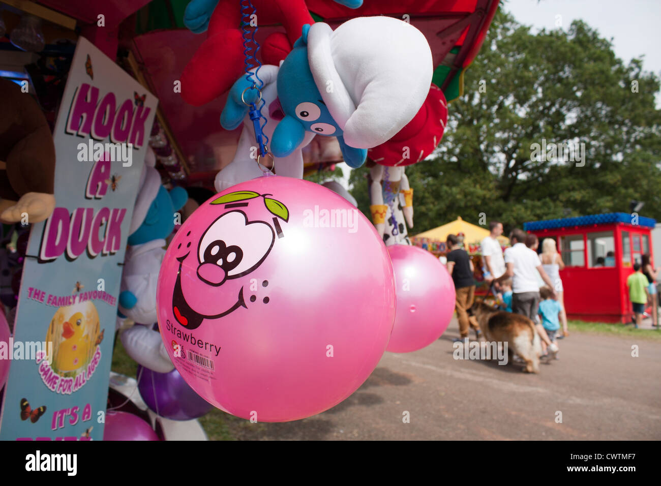 Récompense au cours d'une fête foraine sideshow, wc séparés. Banque D'Images