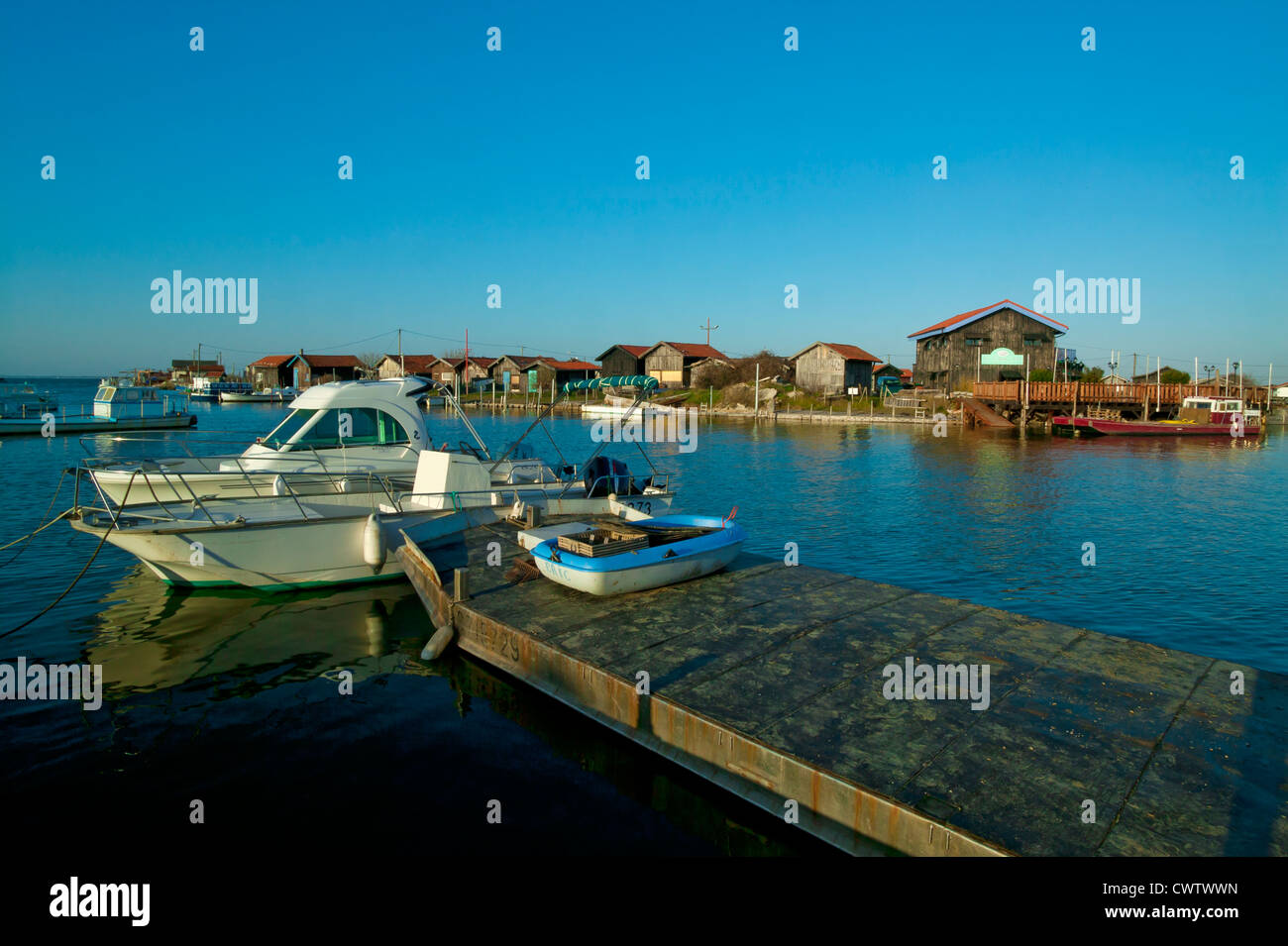 Port de Larros, GujanMestras, Arcachon, Gironde, Aquitaine France Photo Stock Alamy