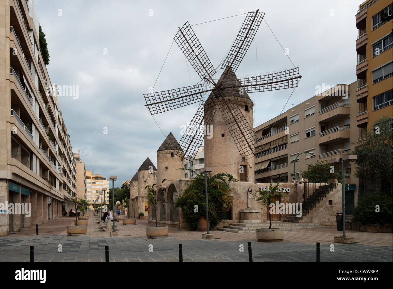 Moulins à vent rénové à Palma, Majorque, Espagne -1 Banque D'Images
