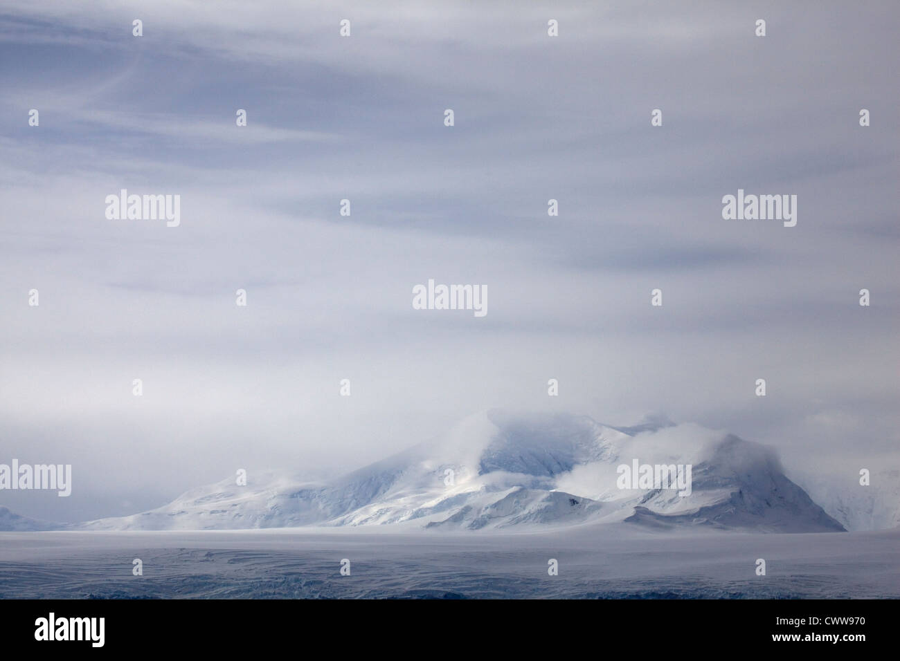 Tempête de neige roule sur l'archipel, l'Antarctique Anvers Banque D'Images