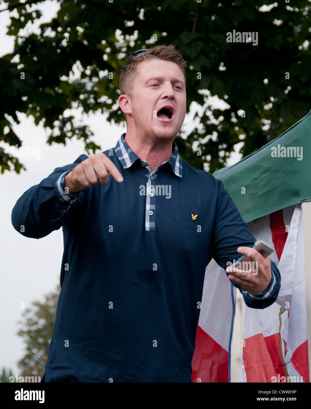 Tommy Robinson AKA Stephen Yaxley-Lennon leader de Ligue de défense anglaise Banque D'Images
