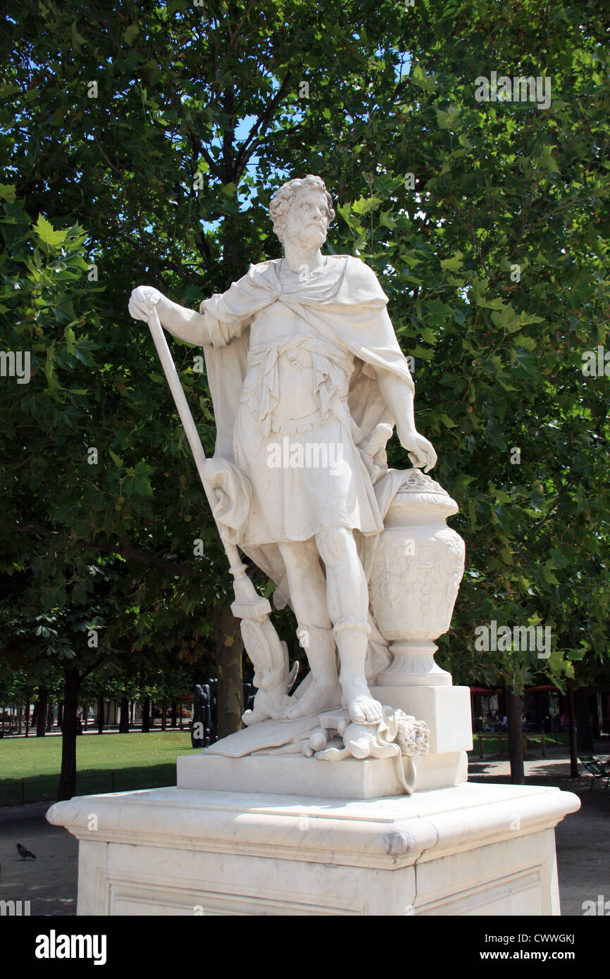 Statue d'une figure à Paris France Banque D'Images
