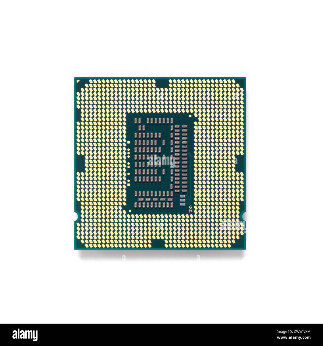 Processeur Intel Core i7 3770K avec processeur LGA 1155 socket processeur  isolé sur fond blanc Photo Stock - Alamy