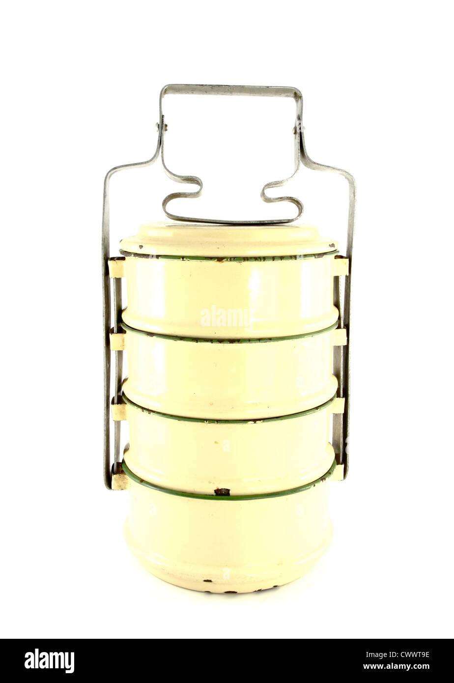 Metal Tiffin, contenant des aliments sur fond blanc Banque D'Images