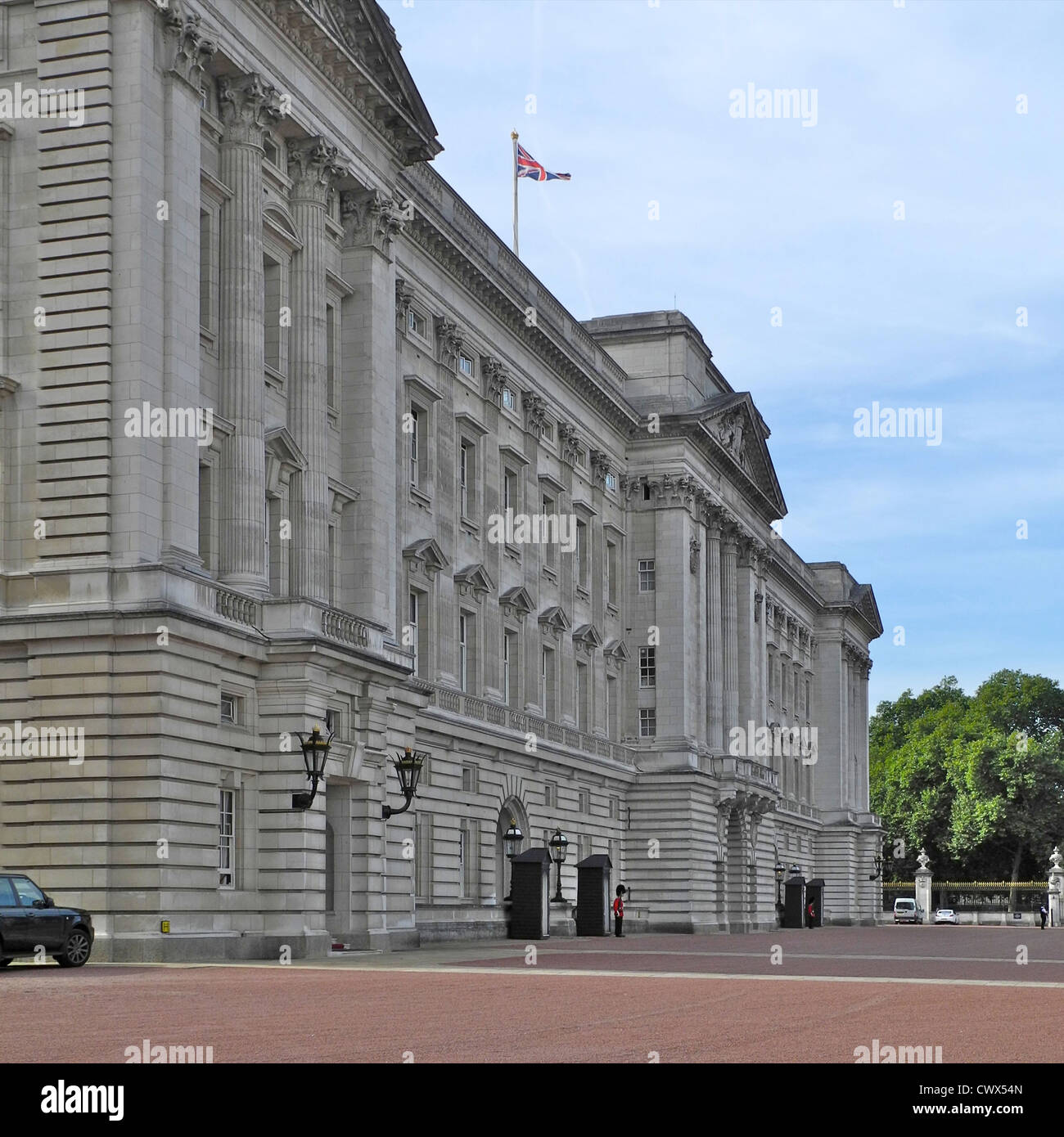 L'avant du palais de Buckingham à Londres (place libre) Banque D'Images