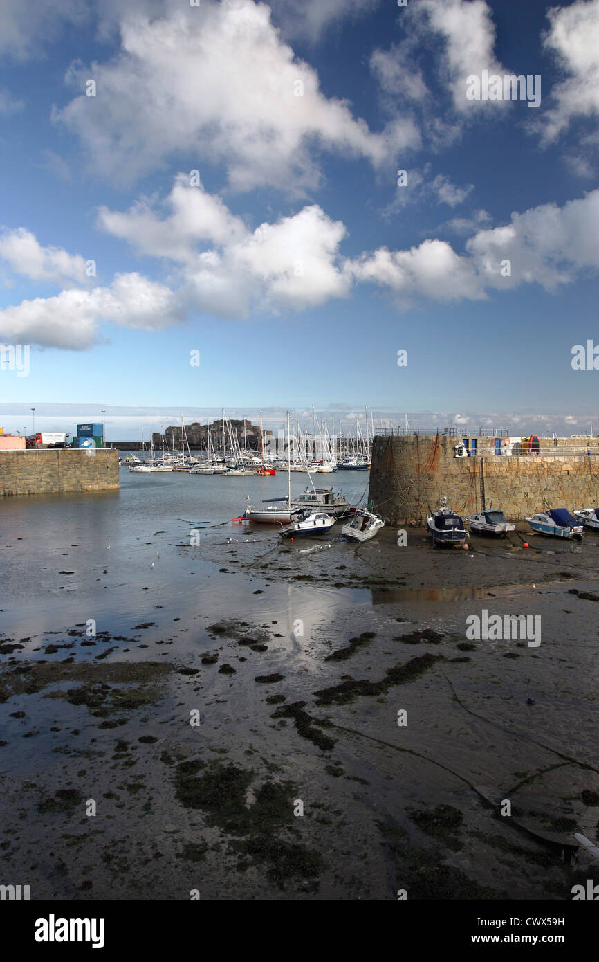 Port de St Peter Port, Guernsey, Channel Islands Banque D'Images