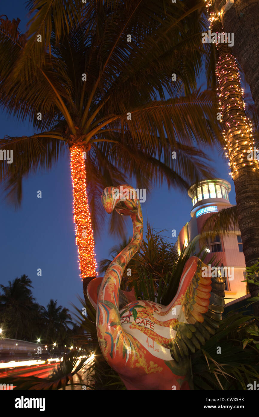 SCULPTURE FLAMINGO OCEAN DRIVE SOUTH BEACH MIAMI BEACH FLORIDE USA Banque D'Images