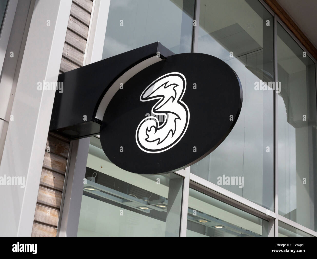 Signe pour 3, le fournisseur de réseau téléphonique mobile Banque D'Images