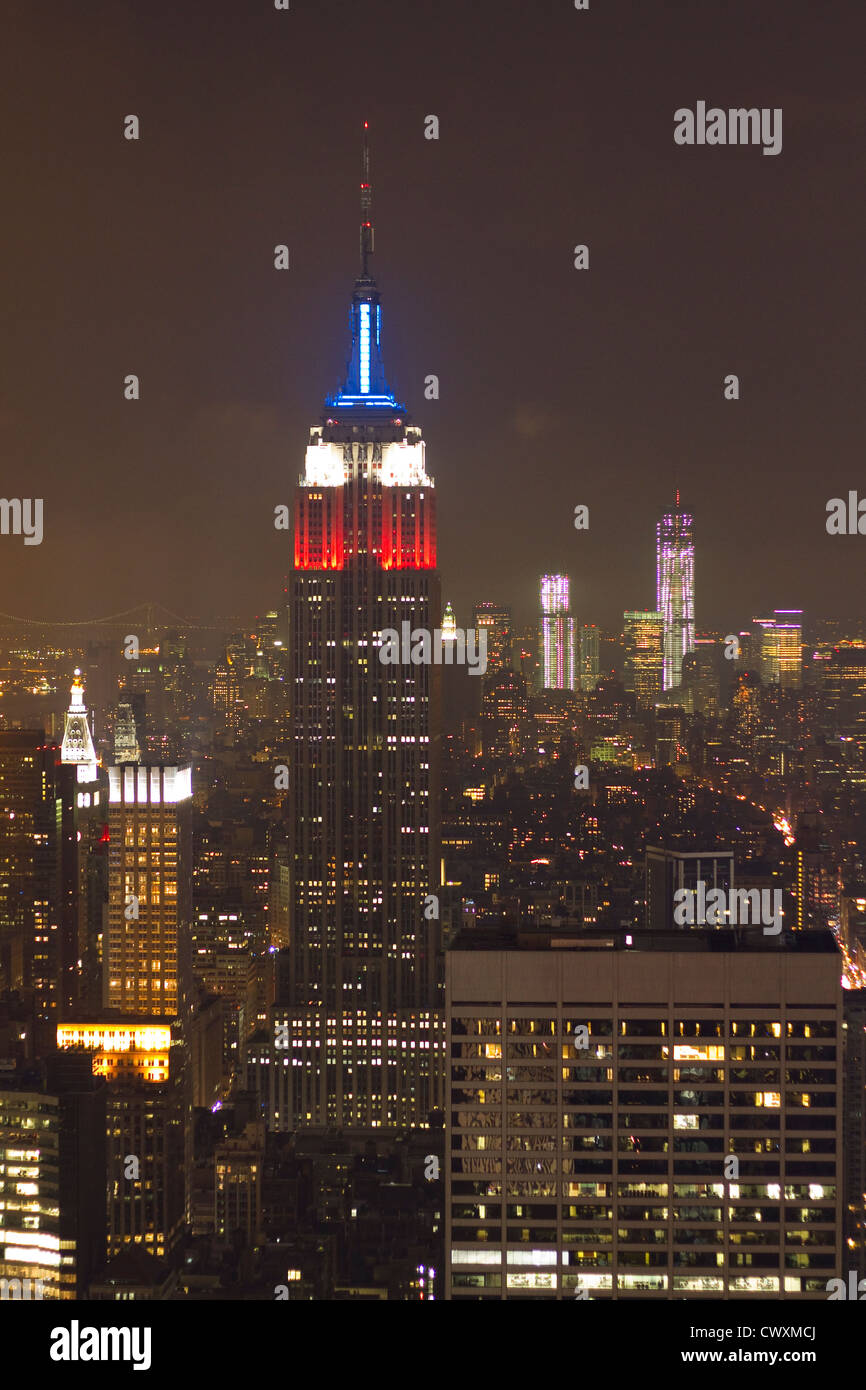 Le ciel de New York la nuit vu depuis le Rockefeller Center Banque D'Images