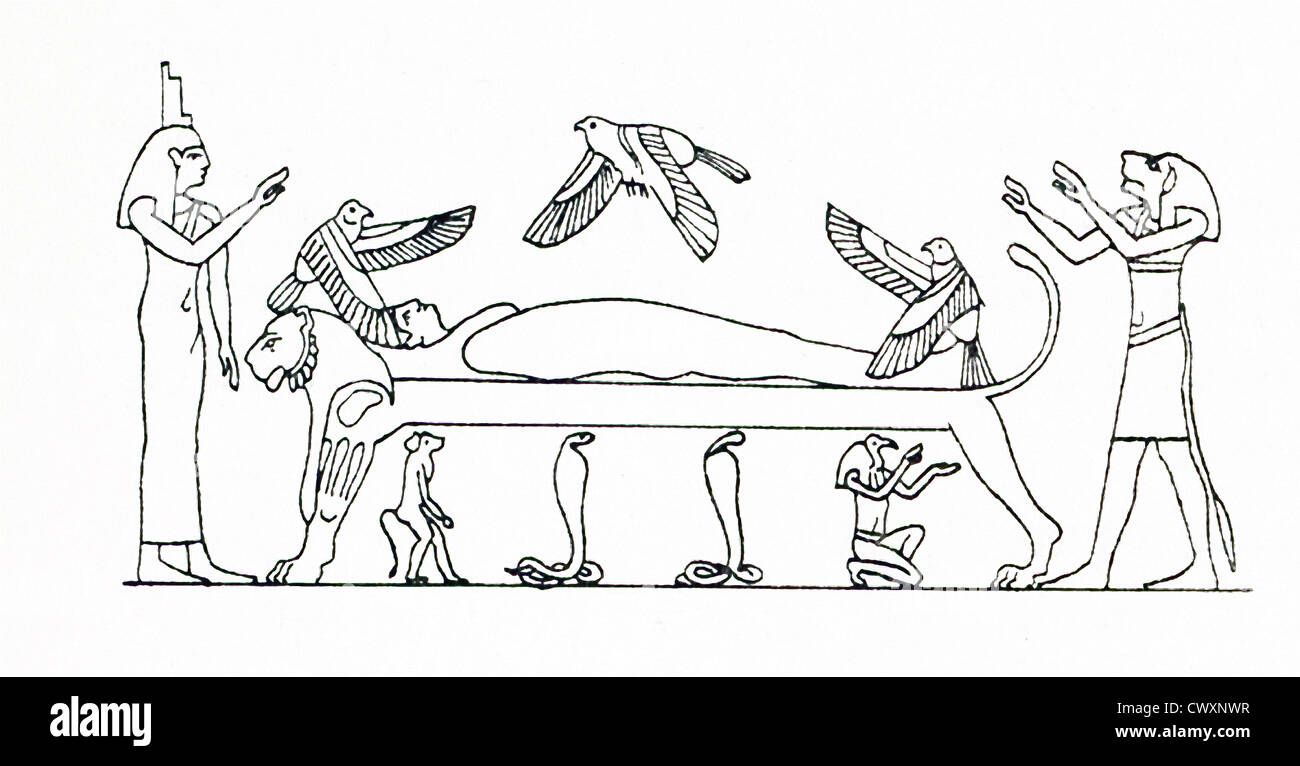 Osiris est représenté ici, ithyphallic, mummied, et imberbes, allongé sur son cercueil. Il est dominé par trois faucons, et par Isis. Banque D'Images