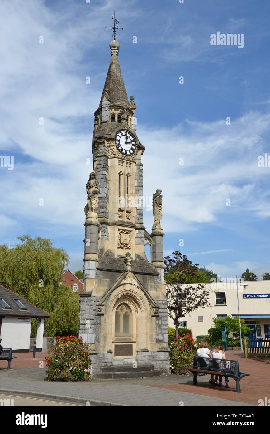 La tour de l'horloge sur victorien Lowman vert, Tiverton, Devon, Angleterre, Royaume-Uni Banque D'Images