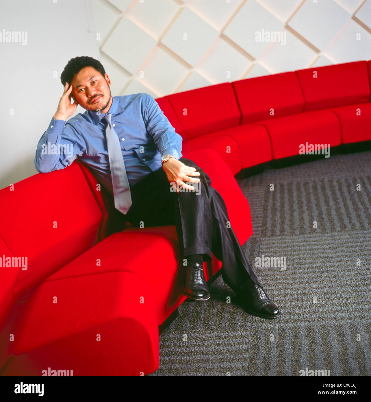 Hiroshi Mikitani, président et chef de la direction de l'opérateur du centre commercial shopping en ligne Rakuten, photographié dans les bureaux de Rakuten Banque D'Images