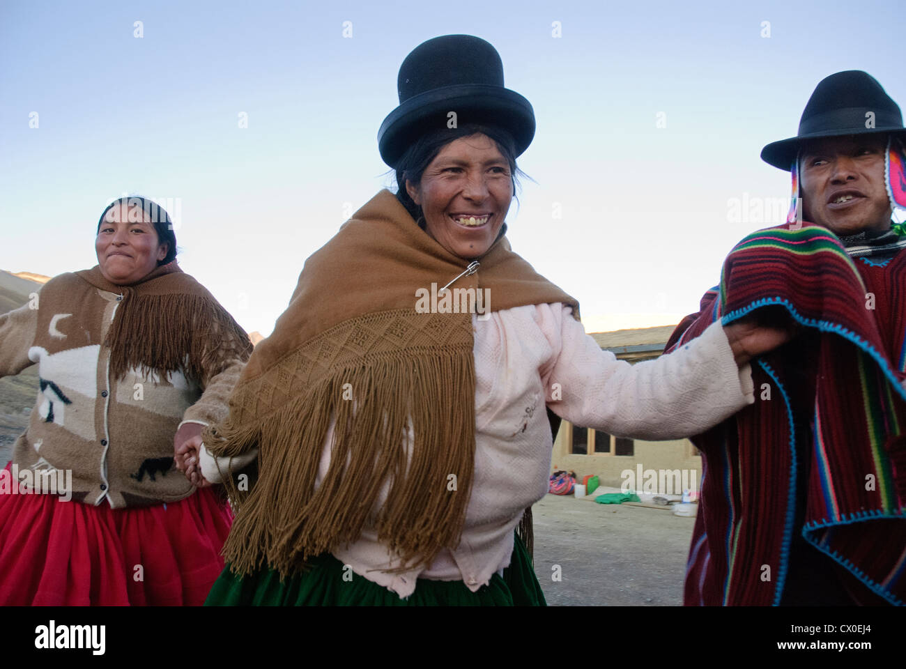 La danse de la Cordillera Real de Los Andes Banque D'Images