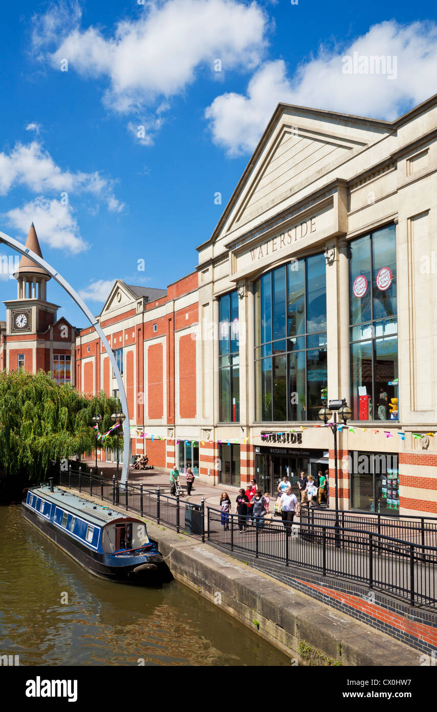 Centre commercial Waterside et 15-04 sur la rivière le centre-ville de Lincoln Lincolnshire England UK GB EU Europe Banque D'Images