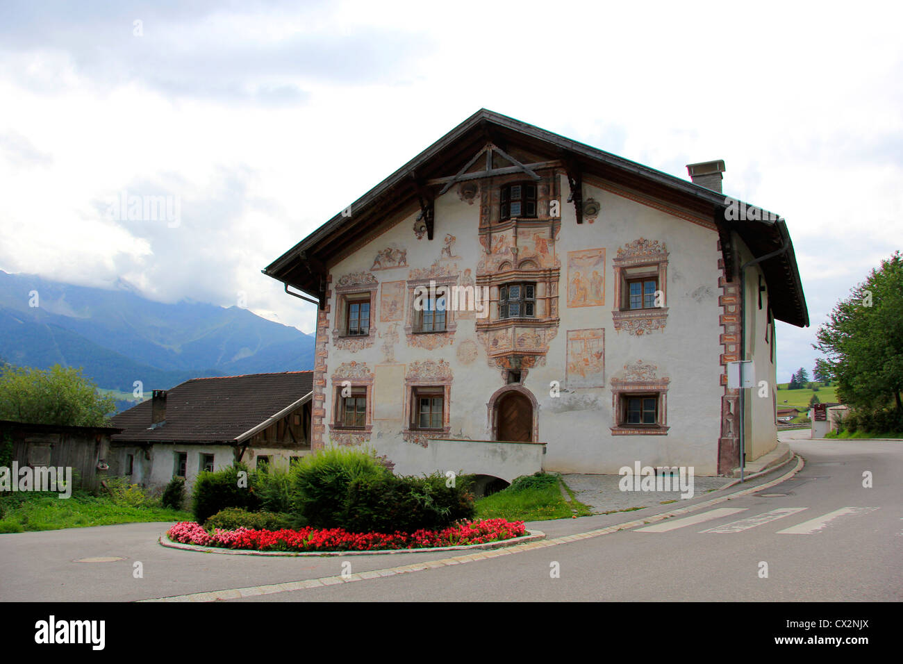 Maison de fresques dans Ladis, Tyrol, Autriche Banque D'Images