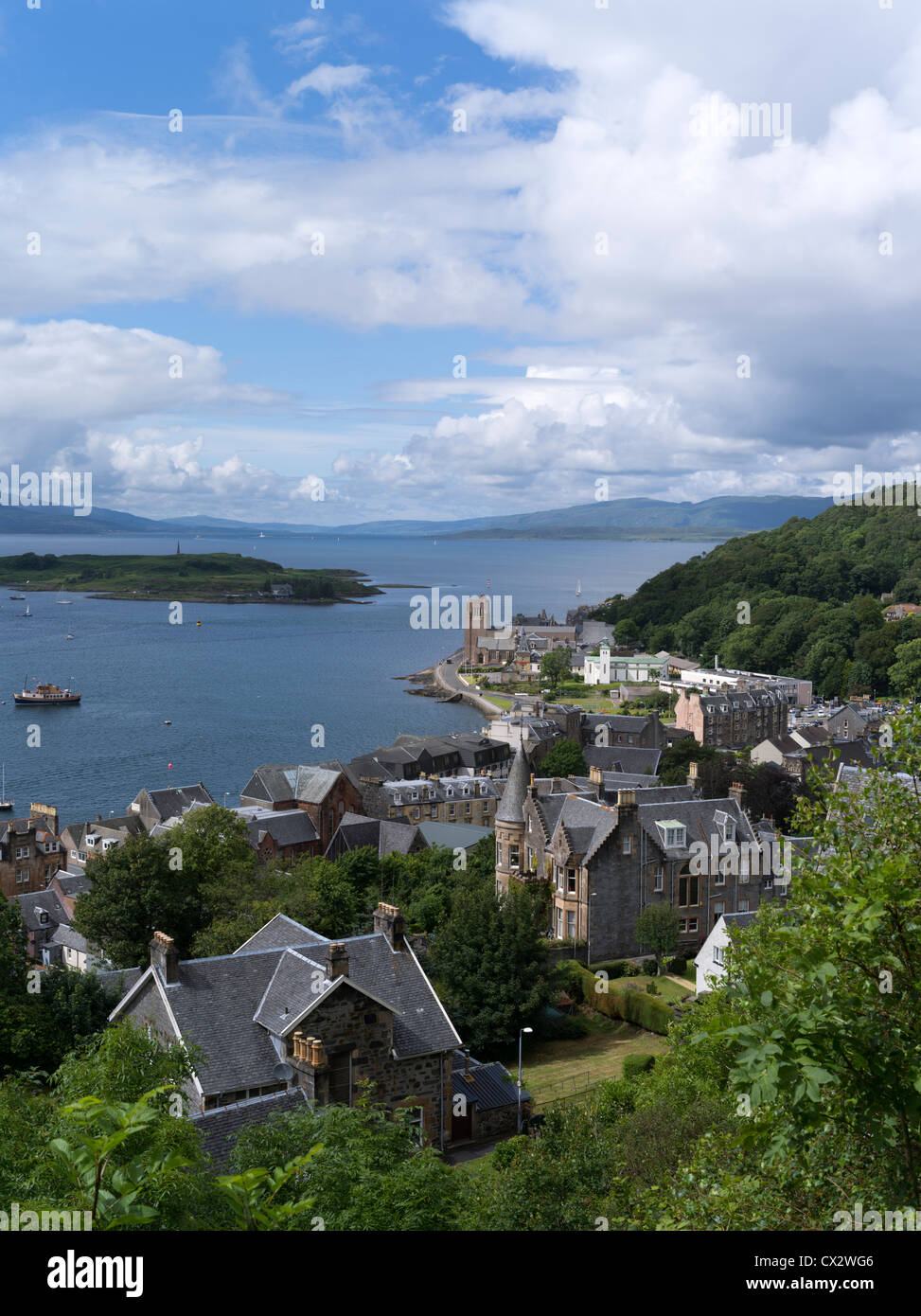 dh Oban Bay OBAN ARGYLL Scottish View depuis McCaig Tower Folly Coast scotland Banque D'Images