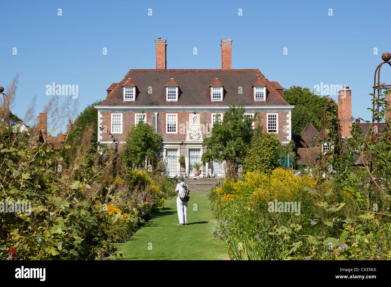 La Salutation - Les Jardins Secrets de Sandwich Kent Banque D'Images