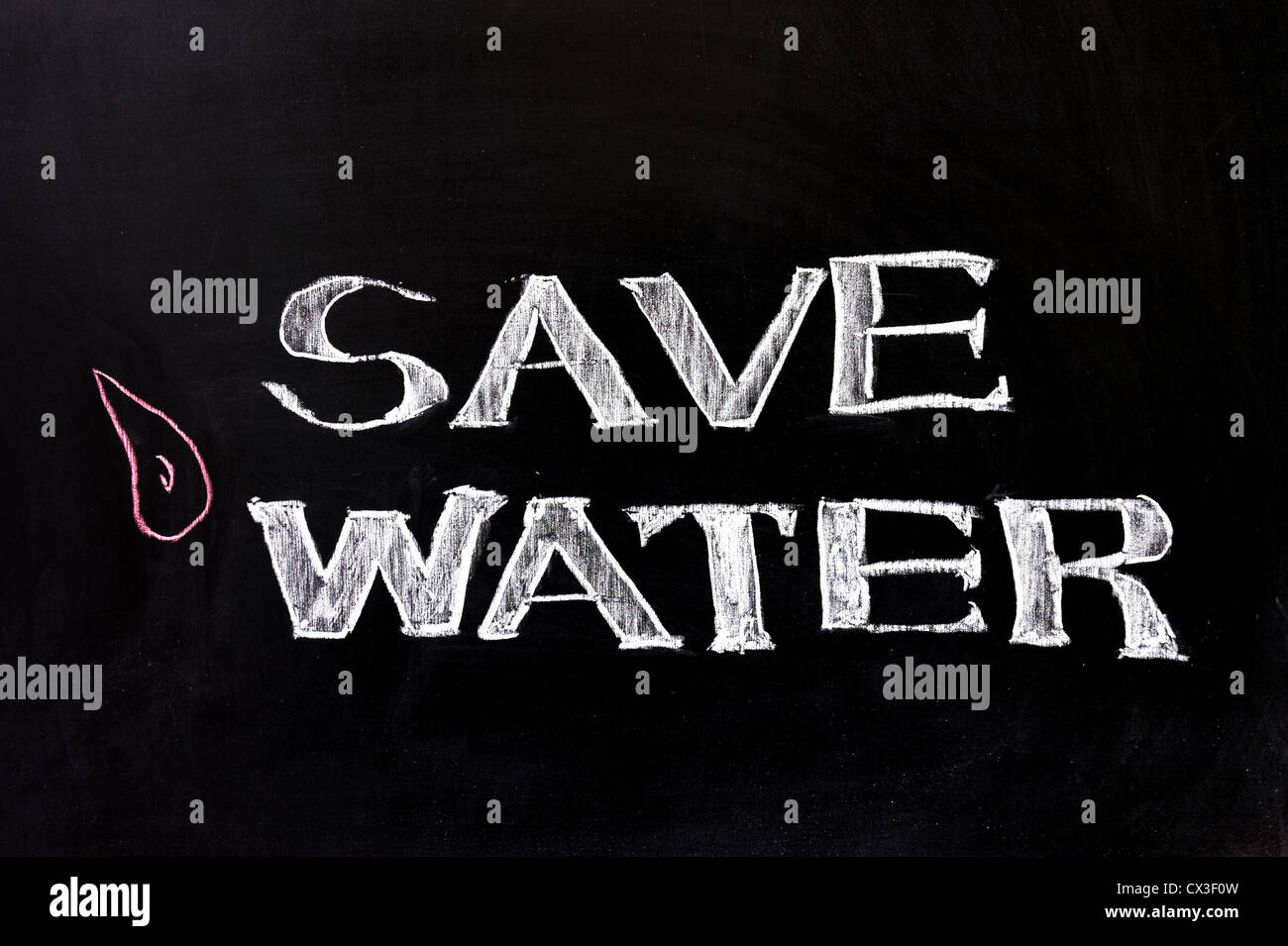 Dessin à la craie - concept d'économiser de l'eau Banque D'Images
